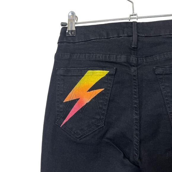 Welcome to my closet!This item has sold. - Picture 5 of 16